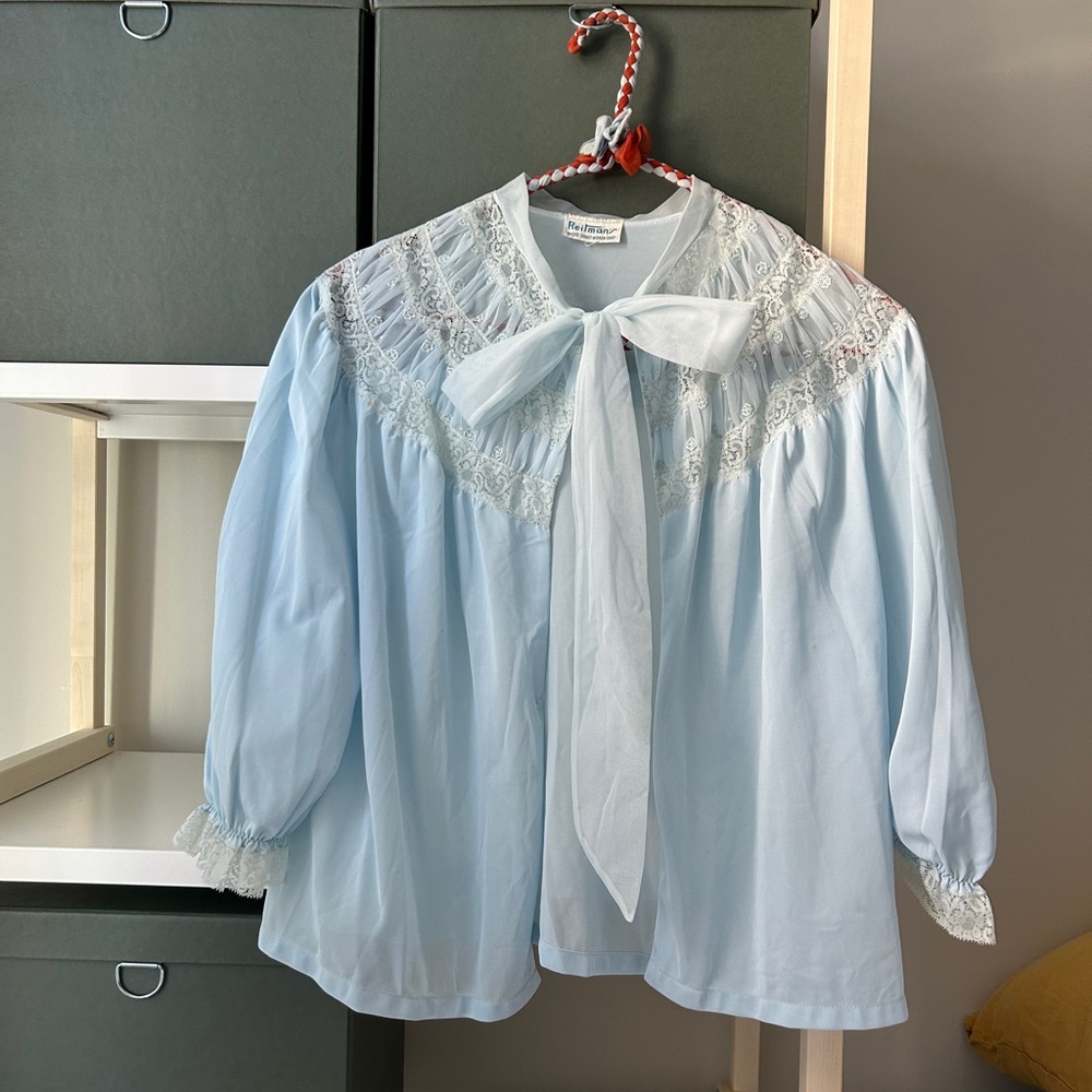 Gorgeous vintage lace night shirt